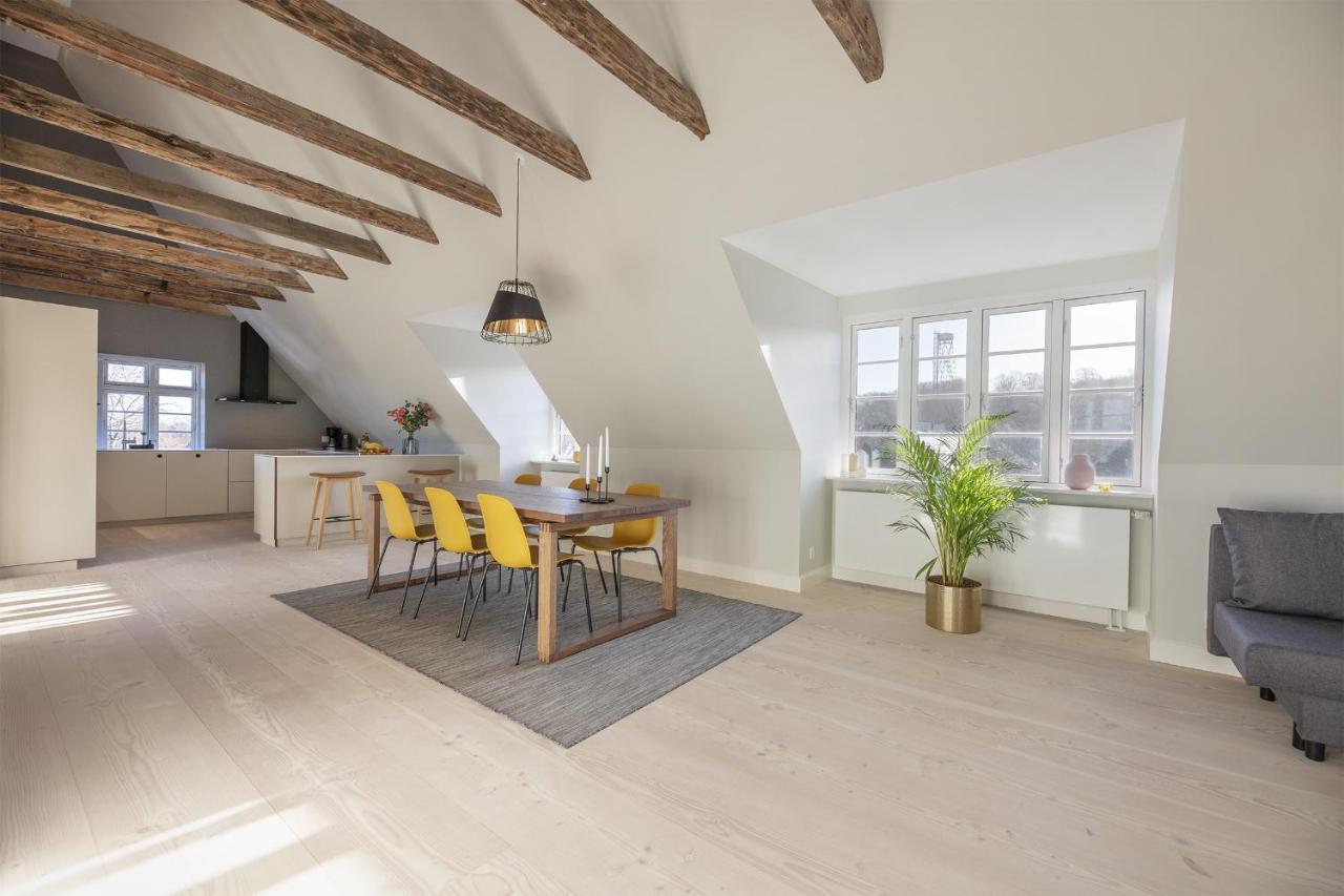 Aday - Modern Living - Balcony Room 奥尔堡 外观 照片